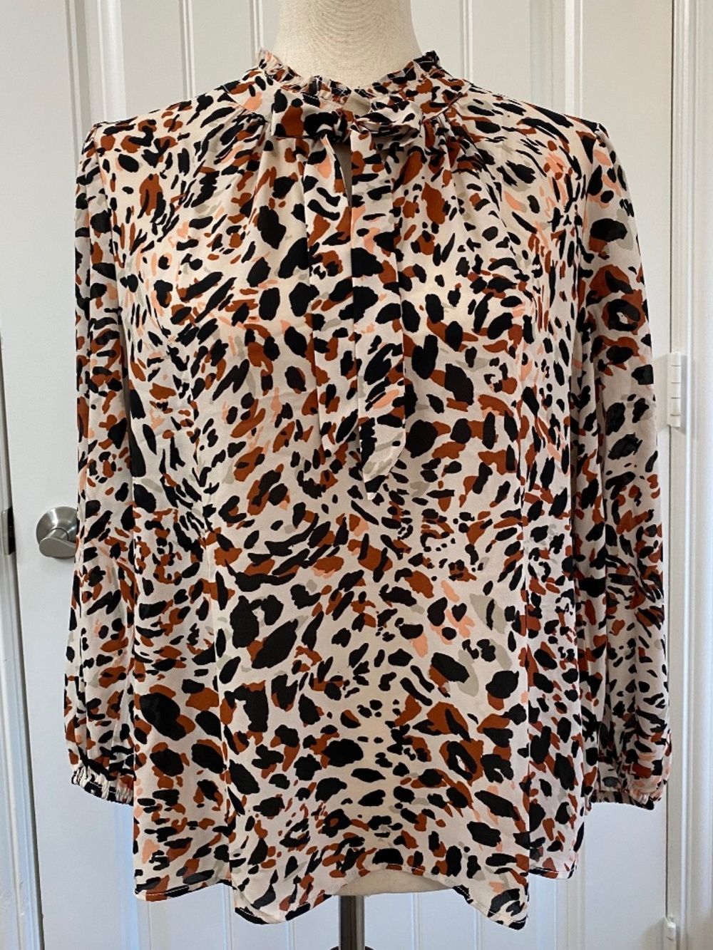 Ann Taylor Factory Animal Print Blouse Size Medium